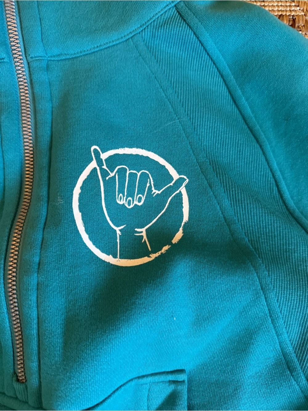 Lululemon Scuba Hawaii Aloha Funnel Neck Scuba Half Zip Shaka - Picture 6 of 11